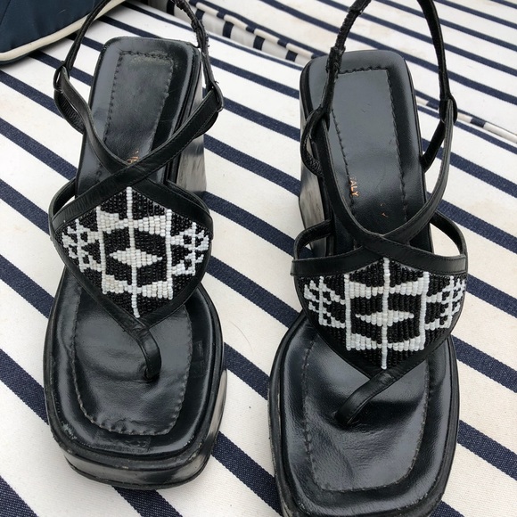 💫VINTAGE 💫 Donald J Pliner Beaded Wedges Sz 8 - Picture 2 of 8